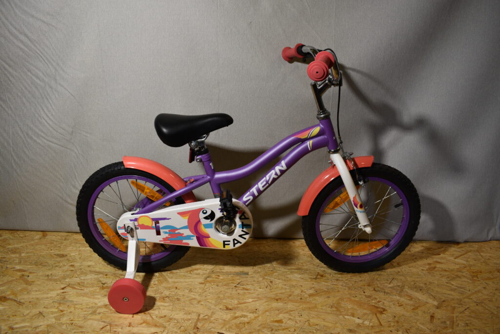 Stern Fantasy 16"